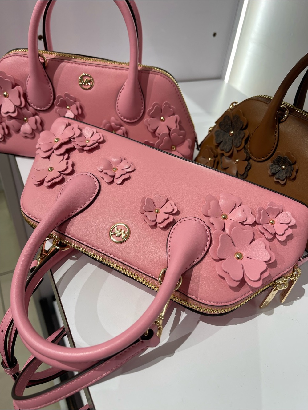 MICHAEL KORS Petra Small Floral Embellished Crossbody Bag
Carnation
NWT - Picture 5 of 16